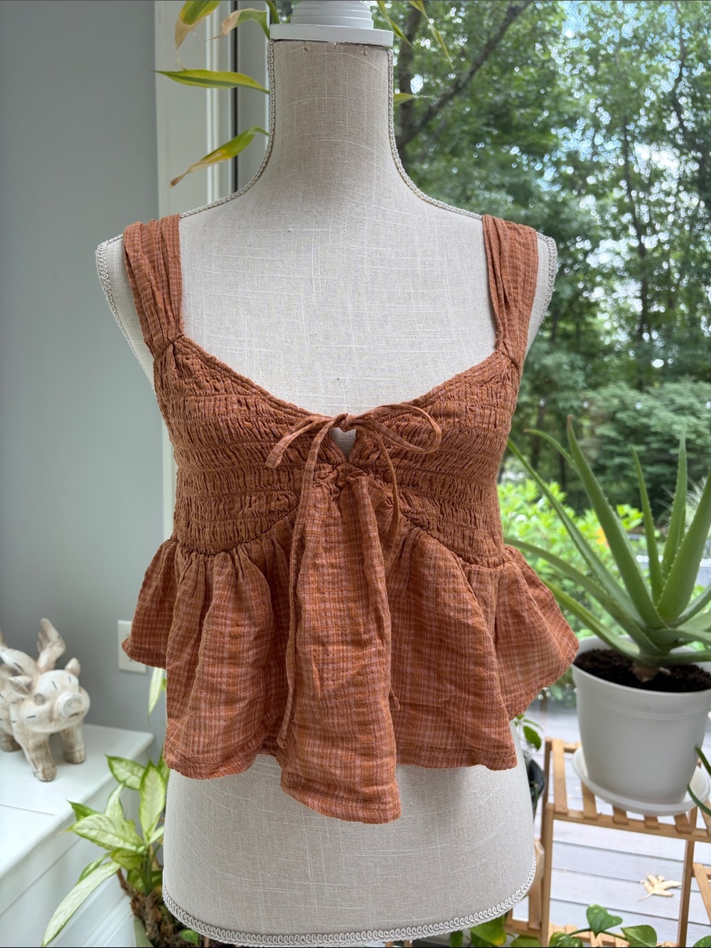 Arizona Jean Co Tie-Front Smocked Peplum Top